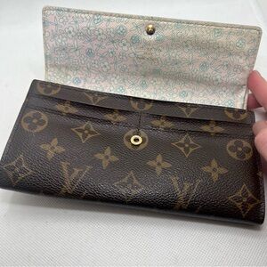 Louis Vuitton LV Limited Edition Flora Sarah Monogram Wallet